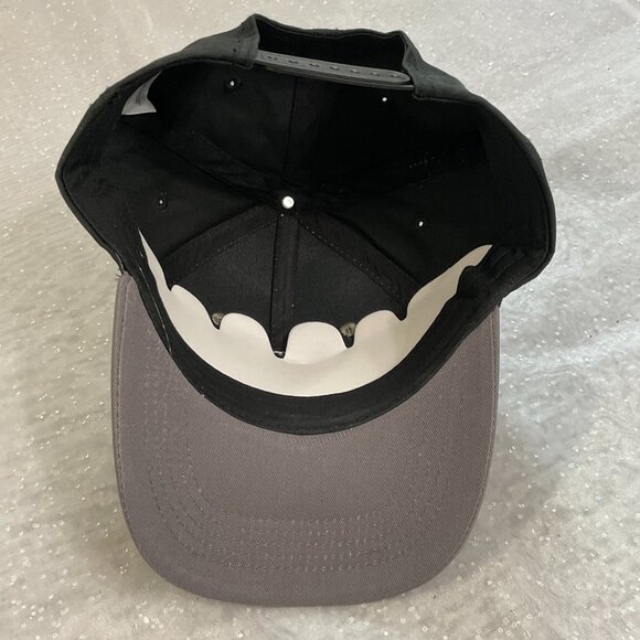 Caterpillar CAT Equipment Hat Peoria IL Black & Gray Snapback Cap Trucker NEW - Picture 3 of 8